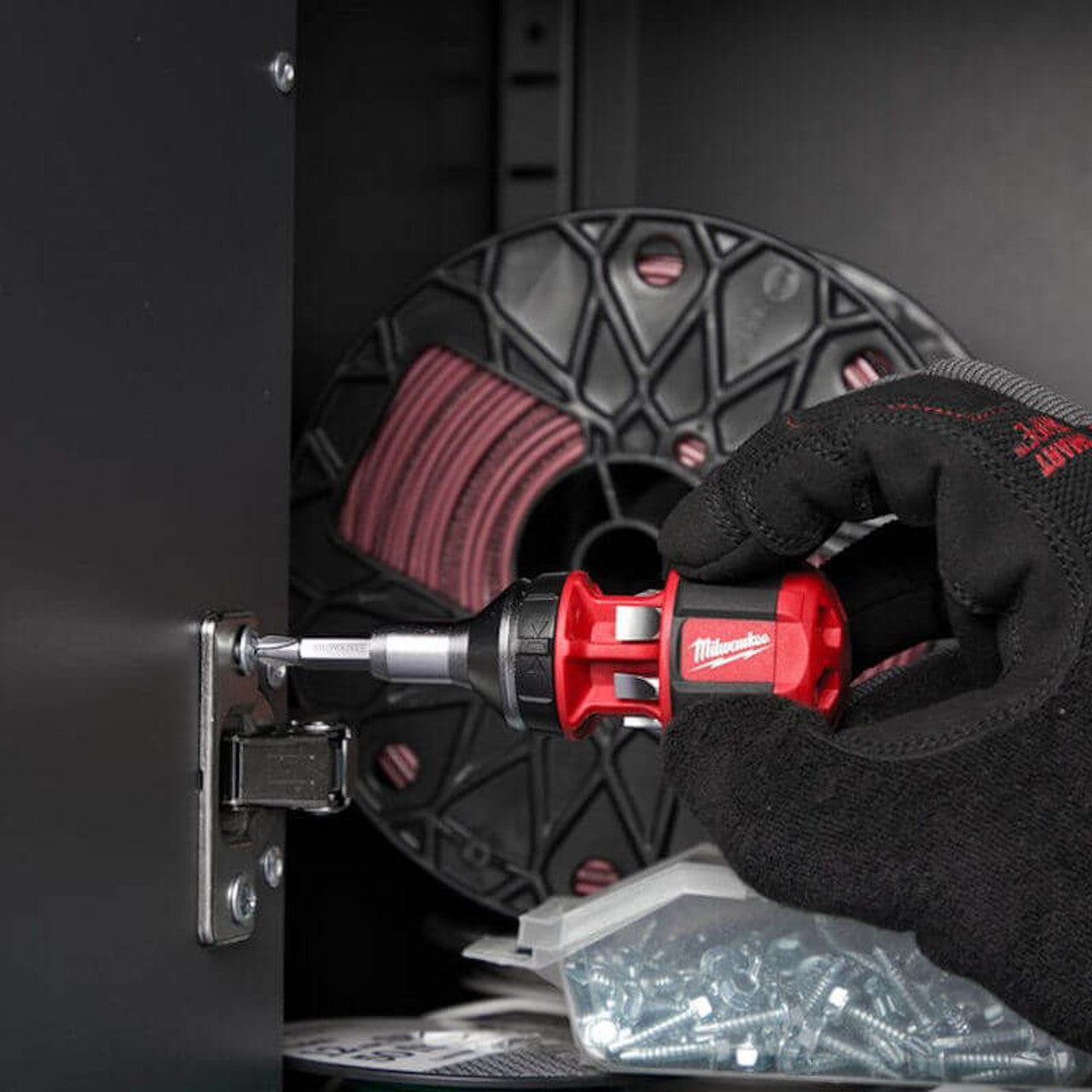 Milwaukee 8-In-1 Compact Ratcheting Stubby Screwdriver