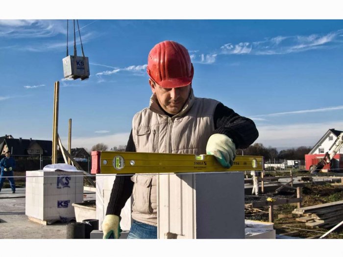 STABILA Type Spirit Level 2ft (61cm)