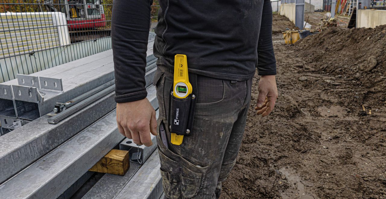 STABILA Magnetic Torpedo Level 25cm in Holster