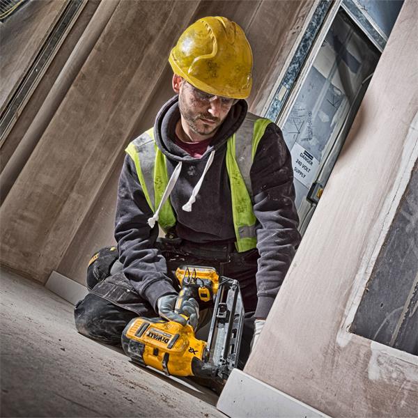 DeWalt 18V XR Brushless Second Fix Nail Gun - bare unit