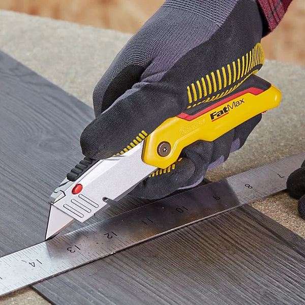 FatMax® Retractable Folding Knife