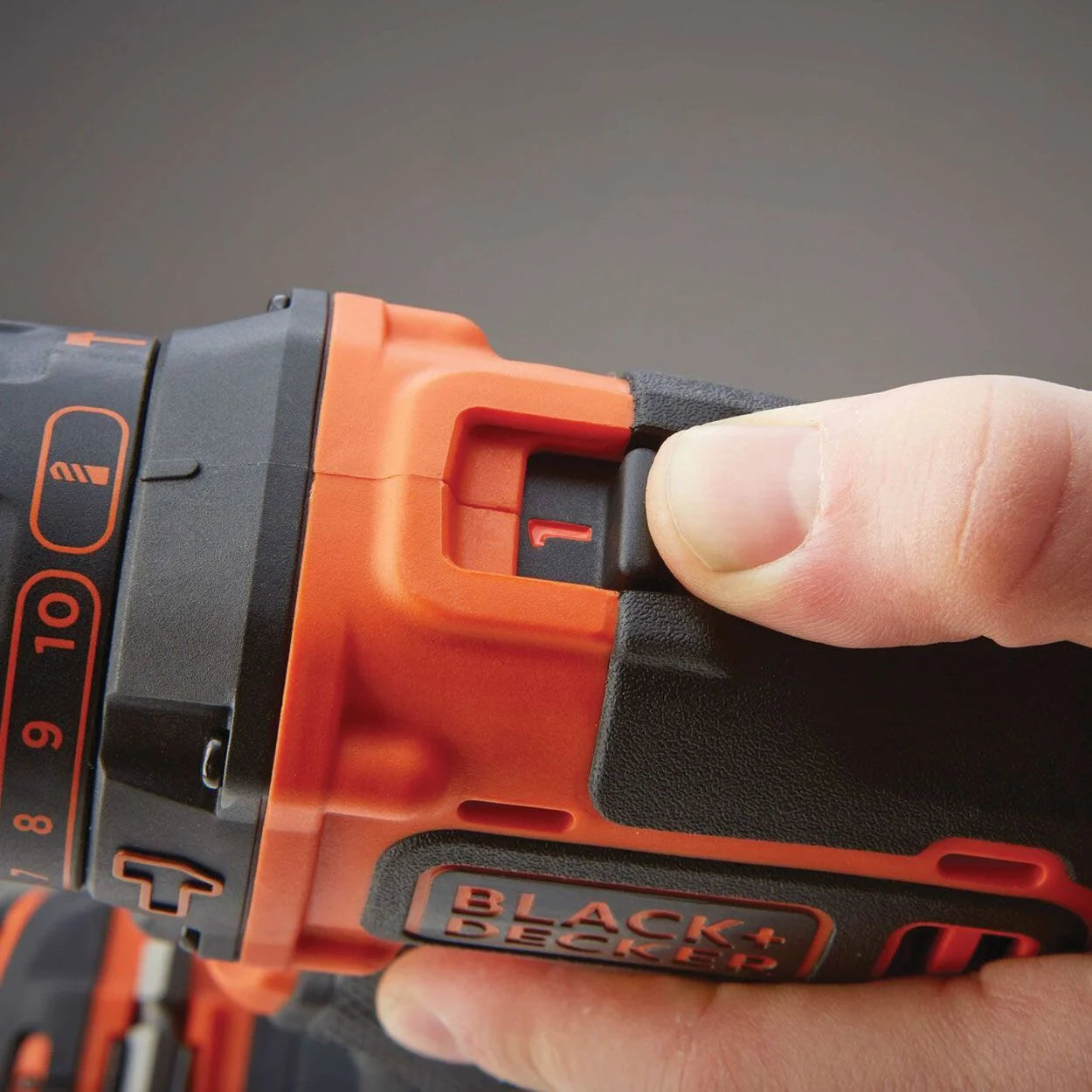 Black+Decker 18V 2 Gear Hammer Drill with Kit Box