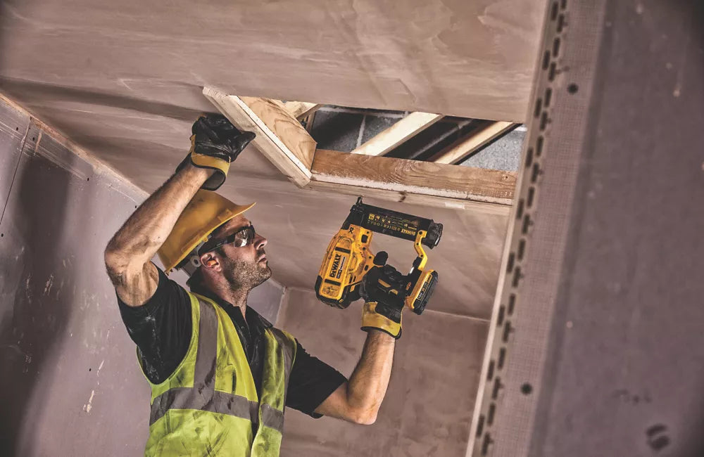DeWalt 18V XR Brushless Brad Nailer - Bare unit