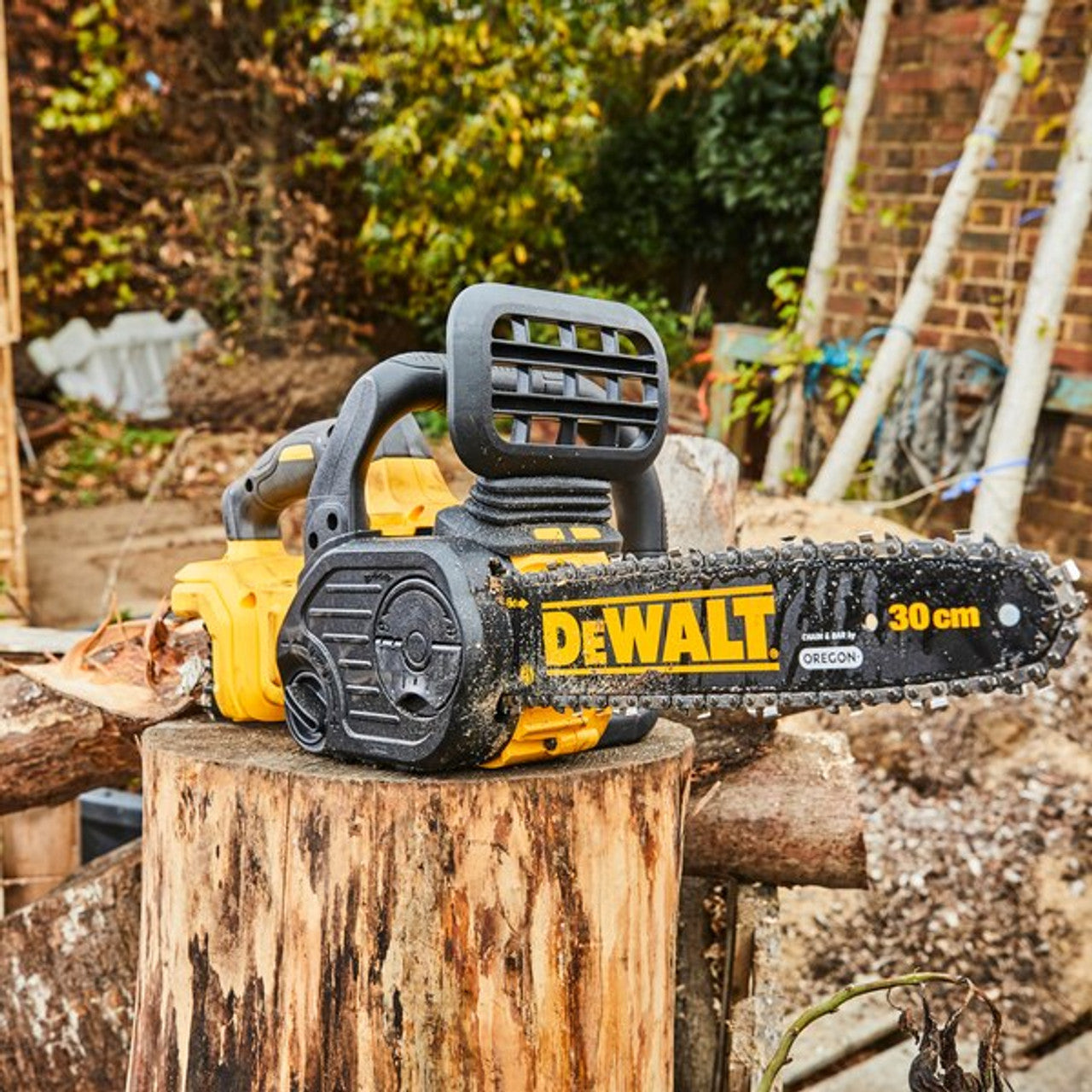Dewalt 18V XR Brushless 30cm Chainsaw - Body Only