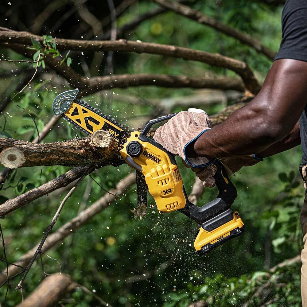 Dewalt DCMP520 Pruning Saw -Bare Tool