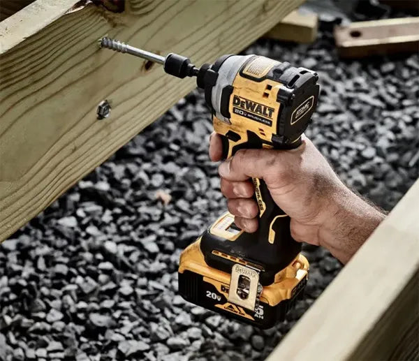 Flexvolt DeWalt 18V Brushless Twin Kit + 2x Flexvolt 5Ah + Tstak Case
