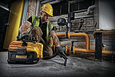 DEWALT 18V XR Wet and Dry Vac - O'Tooles Tools