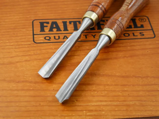 Wood Carving Chisels Set in Case - 12pc