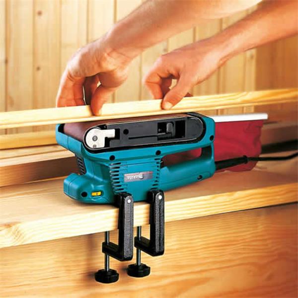 MAKITA 9911/2 3" ELECTRIC 76MM BELT SANDER 240V