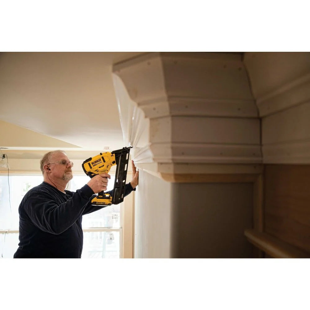 DeWalt 18V XR Brushless Brad Nailer - Bare unit