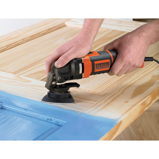 Black + Decker 300w Oscillating Multi Tool with 12 Accessories + Kitbox MT300KA-GB - O'Tooles Tools